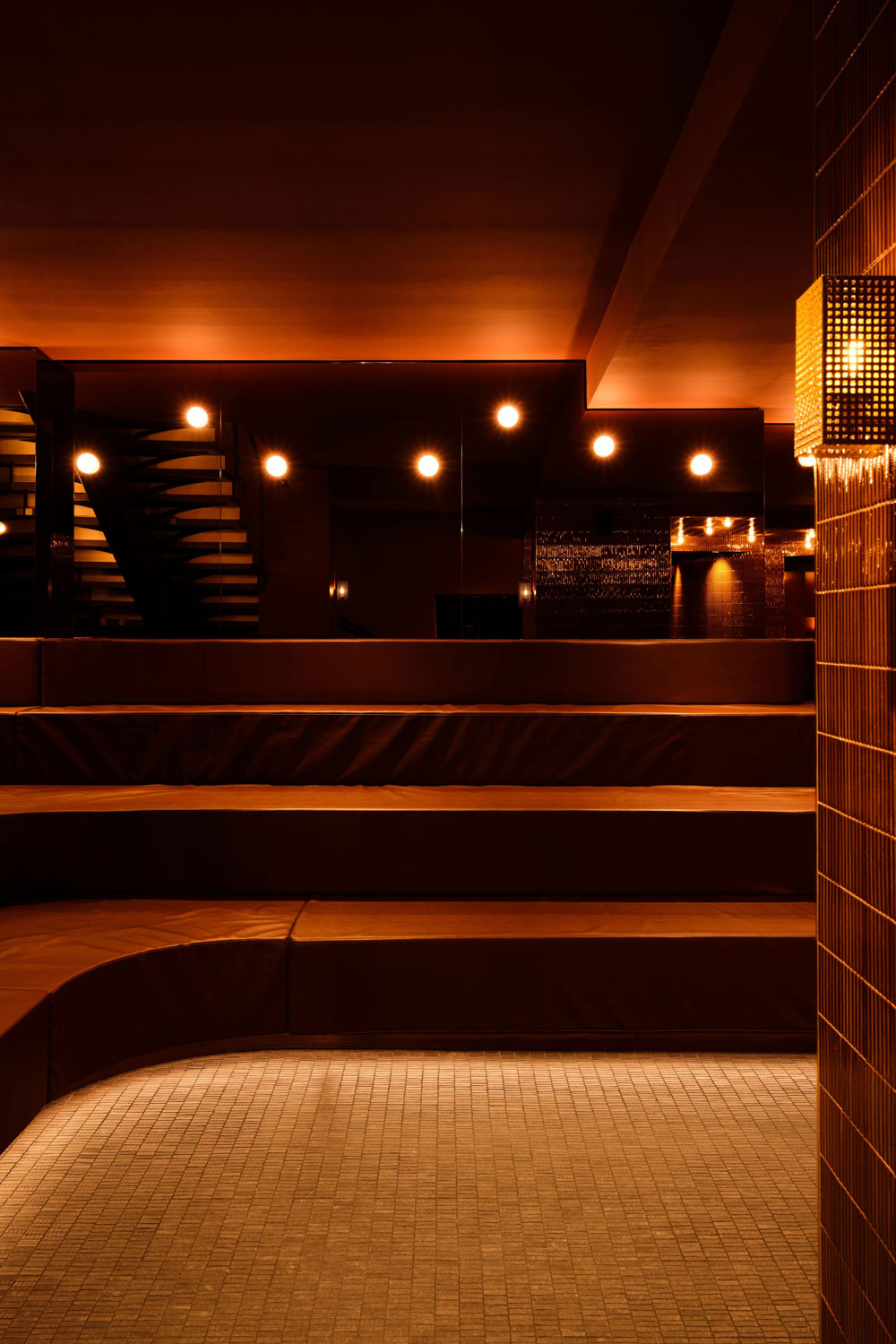 Sant Roch Paris Île-de-France France sauna review