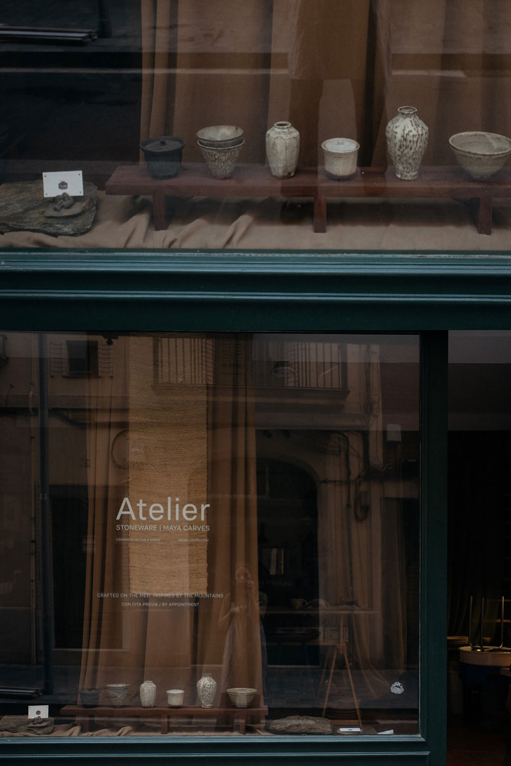 Maya Carves Barcelona Catalonia Spain shop review