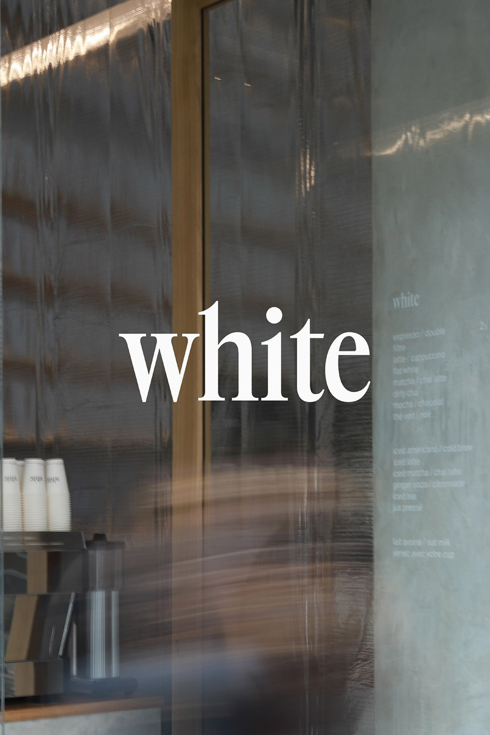White Coffee Paris Íle-de-France France coffee shop review