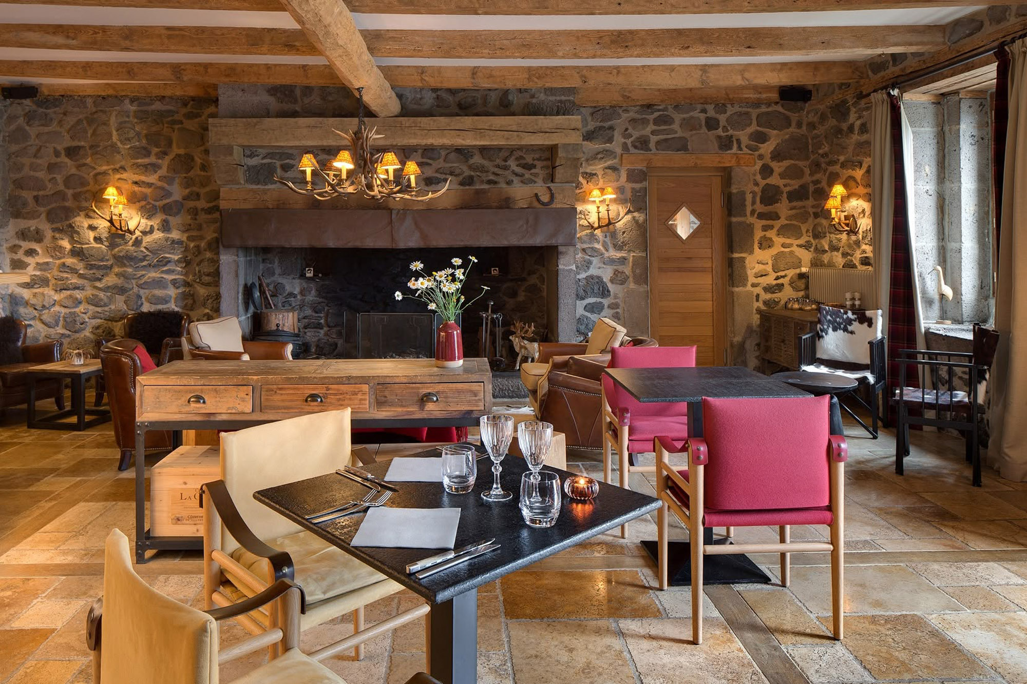 Enstants d'Absolu La Boissonniere Auvergne-Rhone-Alpes France hotel review