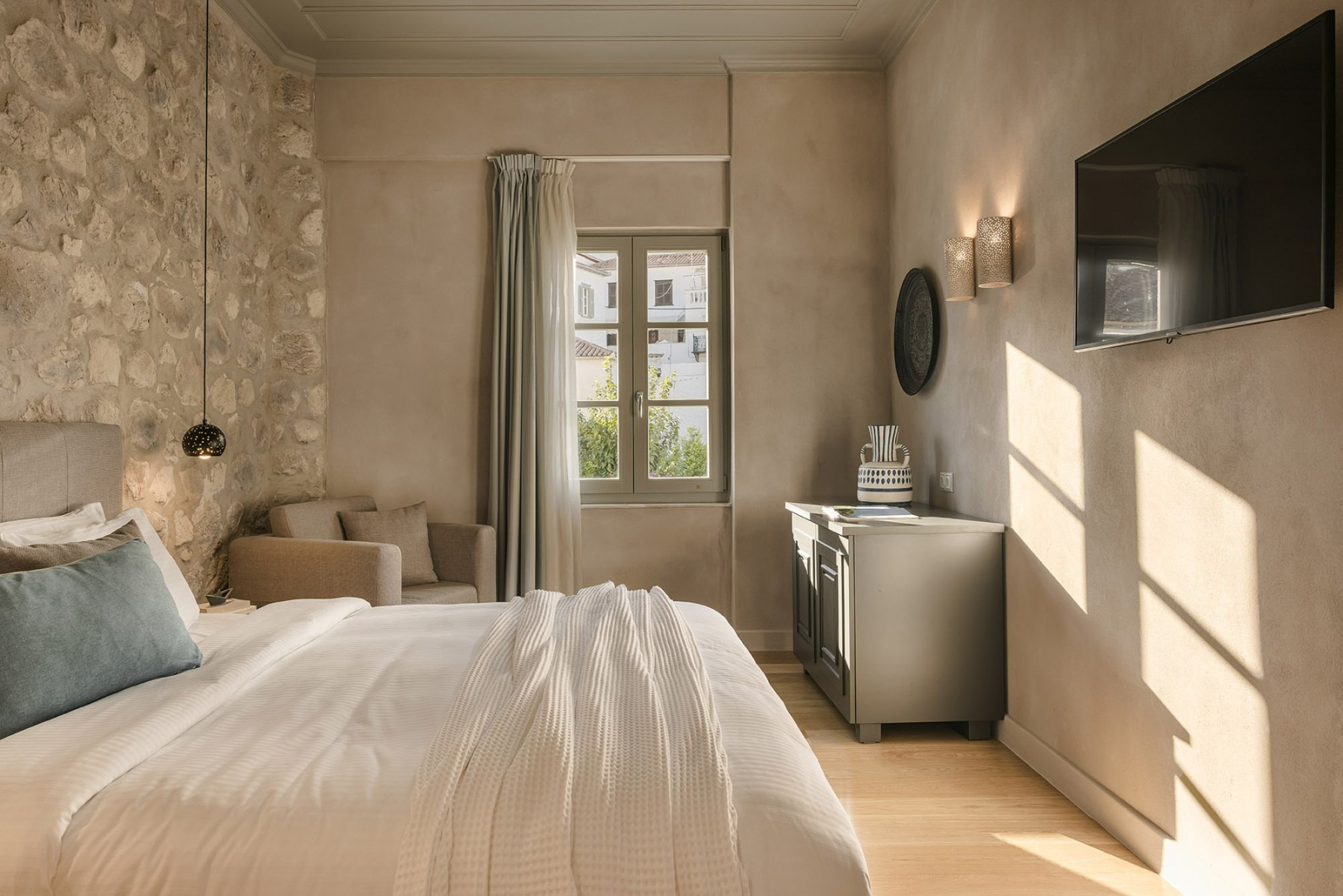 Hydroussa Hotel Hydra Saronic Islands Greece hotel review