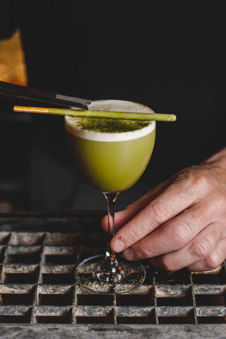 Lisbon’s 10 Best Cocktail Bars (and Must-Try Drinks) Lisbon’s 10 Best Cocktail Bars (and Must-Try Drinks)